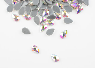 Bolle Druppel 8x5,2 mm Crystal AB Hotfix Rhinestones Figuren Superior Glamour (1012) Cr.AB