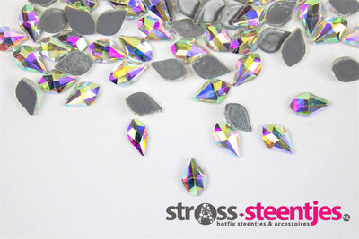Bolle Druppel met Punt 5x8 mm Crystal AB Hotfix Rhinestones Figuren Superior Glamour (1025)