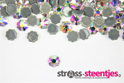 Bloemetje 6 mm Crystal AB Hotfix Rhinestones Figuren Superior (1028) (per 36 stuks)