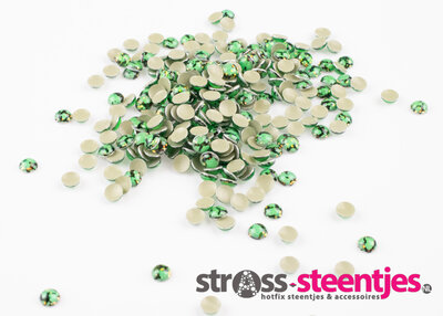 Hotfix Epoxy 4 mm Groen met goudglans tijger motief (ca. 275 stuks)