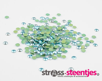 Hotfix Rhinestuds SS 10 Kleur Licht Blauw (ca. 1450 stuks)