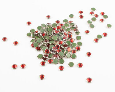 Hotfix Trim SS 16 Kleur Light Siam in Silver cup (per 144 stuks)