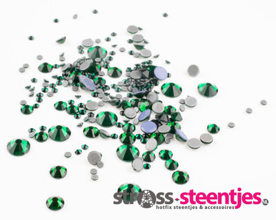 Emerald SS 34 Superior Glamour Hotfix steentjes (per 36 stuks)