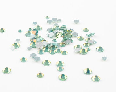 Blue Zircon Twinkle SS 6 Superior Glamour non-hotfix plakstenen per 144 stuks (1 gross)