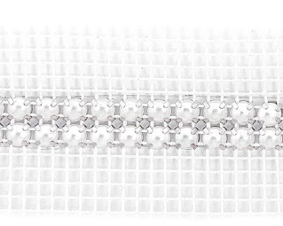 Metal Banding Superior Glamour SS16 (4mm) Crystal - Silver Banding 2 rijen met wit gaasband aan 2 kanten (per meter)