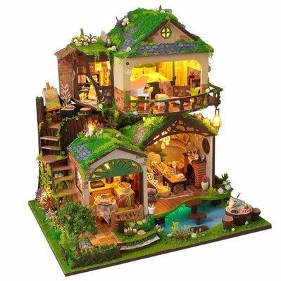 Mini Dollhouse - Beyond the Forest