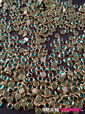 Hotfix Trim SS 16 Kleur Goud-Emerald