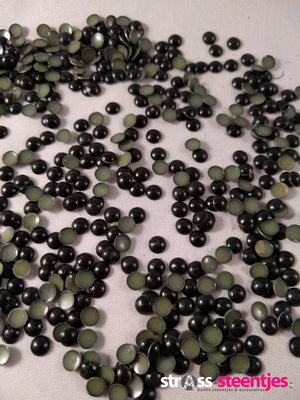 Hotfix Dome Studs SS 20 Kleur Zwart